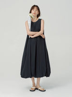 Load image into Gallery viewer, Sleeveless Pocket Bubble Dress in Black