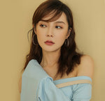 Load image into Gallery viewer, Large Classic Hoop Earrings