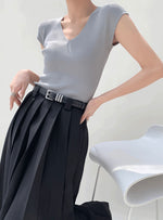 Load image into Gallery viewer, Ribbed V Neck Top in Grey