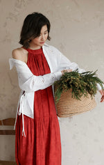 Load image into Gallery viewer, Eyelet Ribbon Tie Shirt in White