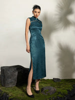 Load image into Gallery viewer, Beaded Cutout Back Cheongsam in Green