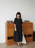 Load image into Gallery viewer, Relaxed Pocket Maxi Dress in Black