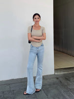 Load image into Gallery viewer, Split Hem Stretch Jeans in Blue