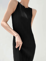 Load image into Gallery viewer, Pleated Tank Midi Dress in Black