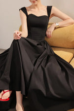 Load image into Gallery viewer, Sweetheart Bustier Flare Maxi Dress in Black