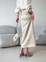 Load image into Gallery viewer, Pankou Button Slit Skirt in Black