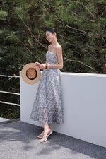 Load image into Gallery viewer, Floral Bustier Cami Dress in White/Blue