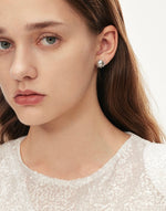 Load image into Gallery viewer, Pearl Diamante Edge Earrings