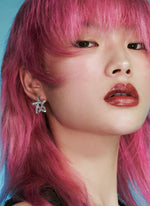 Load image into Gallery viewer, Interwoven Star Stud Earrings