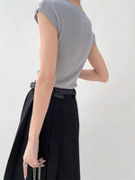 Load image into Gallery viewer, Ribbed V Neck Top in Grey