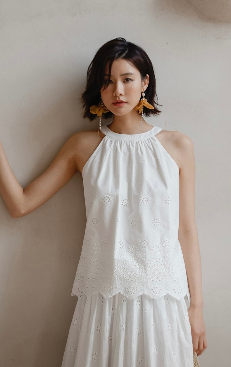Eyelet Floral Top in White