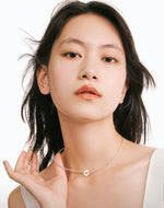 Load image into Gallery viewer, Rose Clasp Necklace