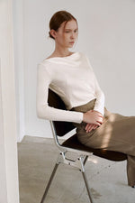 Load image into Gallery viewer, Korean Shush Boatneck Blouse in Cream