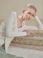 Load image into Gallery viewer, Large Oval Hoop Earrings