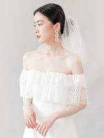 Load image into Gallery viewer, Lace Wedding Veil - Short