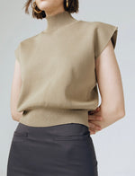 Load image into Gallery viewer, Giselle Knitted Top in Taupe