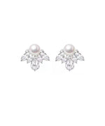 Load image into Gallery viewer, Cluster Diamante Pearl Earrings