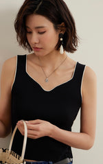 Load image into Gallery viewer, Contrast Edge Top in Black