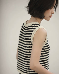 Knitted Striped Top in Black/Cream