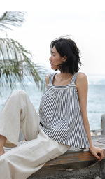 Load image into Gallery viewer, Seersucker Striped Top in Black/White