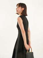 Load image into Gallery viewer, Classic Sleeveless Pocket Midi Dress in Black