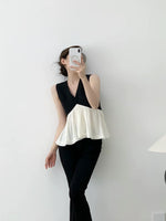 Load image into Gallery viewer, Empire Cut Flutter Top in Black/White