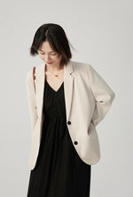 Load image into Gallery viewer, Classic Relaxed Blazer in Cream