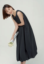 Load image into Gallery viewer, Sleeveless Pocket Bubble Dress in Black