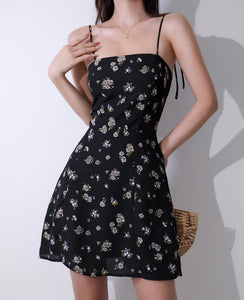 [Ready Stock] Laurel Floral Mini Dress - S