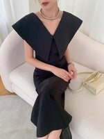 Load image into Gallery viewer, Oversized Collar Pocket Maxi Dress in Black