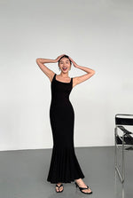 Load image into Gallery viewer, Stretch Mermaid Pleat Dress in Black