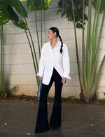 Load image into Gallery viewer, Oversized Classic Pocket Shirt in White