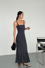 Load image into Gallery viewer, Stretch Mermaid Pleat Dress in Black