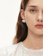 Load image into Gallery viewer, Abstract Block Pearl Earrings