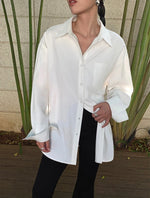 Load image into Gallery viewer, Oversized Classic Pocket Shirt in White