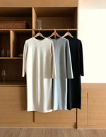 Load image into Gallery viewer, Korean Relaxed Maxi Long Sleeve Dress [2 Colours]
