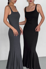 Load image into Gallery viewer, Stretch Mermaid Pleat Dress in Black