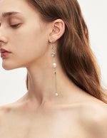 Load image into Gallery viewer, Asymmetric Diamante Pearl Drop Earrings