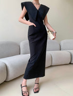 Load image into Gallery viewer, Oversized Collar Pocket Maxi Dress in Black