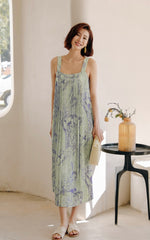 Load image into Gallery viewer, Printed Pleated Trapeze Dress in Green
