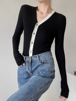 Load image into Gallery viewer, Contrast Edge Cardigan in Black