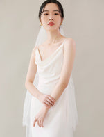 Load image into Gallery viewer, Classic Wedding Veil - Long