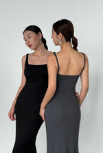 Load image into Gallery viewer, Stretch Mermaid Pleat Dress in Black