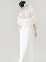 Load image into Gallery viewer, Lace Wedding Veil - Short