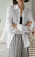 Load image into Gallery viewer, Eyelet Ribbon Tie Shirt in White