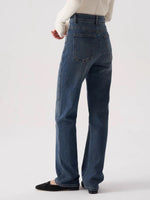 Load image into Gallery viewer, Straight Leg Stretch Jeans in Blue
