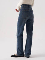 Load image into Gallery viewer, Straight Leg Stretch Jeans in Blue