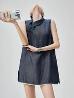Load image into Gallery viewer, Chambray Pankou Tunic in Blue