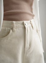 Load image into Gallery viewer, Cotton Strech Denim Mom Shorts in Cream