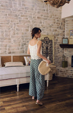 Load image into Gallery viewer, Printed Slit Tie Trousers in Green